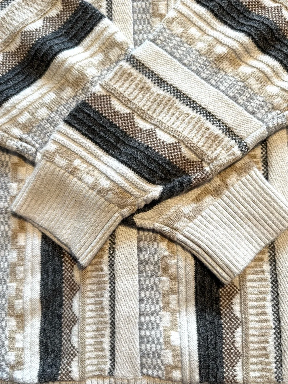 Vtg Y2K 2000s HOLLISTER Textured Knit Striped Sweater